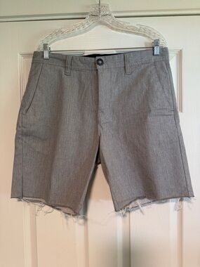Volcom Men's Gray Cutoff Flat-Front Shorts